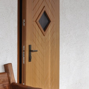 ADLO � exterior Termo door ADUO, atypical glass Massive, weekend chalet entrance