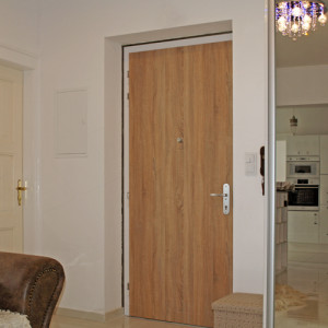 ADLO - Security door LISBEO, plain design, door surface Oak Sonic, door height 220cm
