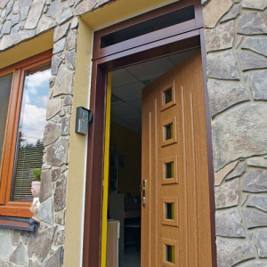 ADLO - Security Termo door KASIM, Termo triple-pane glass 553 with top skylight, rounded slats