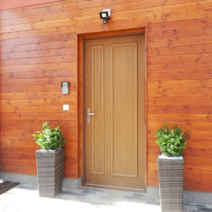 ADLO � exterior Termo door ADUO, atypical slat, handle-handle Astra stainless steel matt