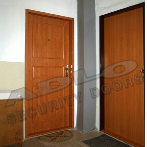 ADLO - Security door TEDUO, slat design LR250, doorframe facing