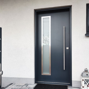 ADLO - Exterior door Teduo, line Termo, glass P370 atypical, surface N85GME, vertical door pull oval 1200