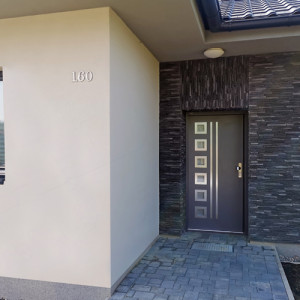 ADLO - Exterior Termo door Aduo, glass PS552, door surface Geta 411, slats Anticorro