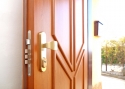 ADLO - exterior Termo door Lisbeo, slat design LOG 402, door and slat surface G656