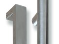 Vertical door pulls